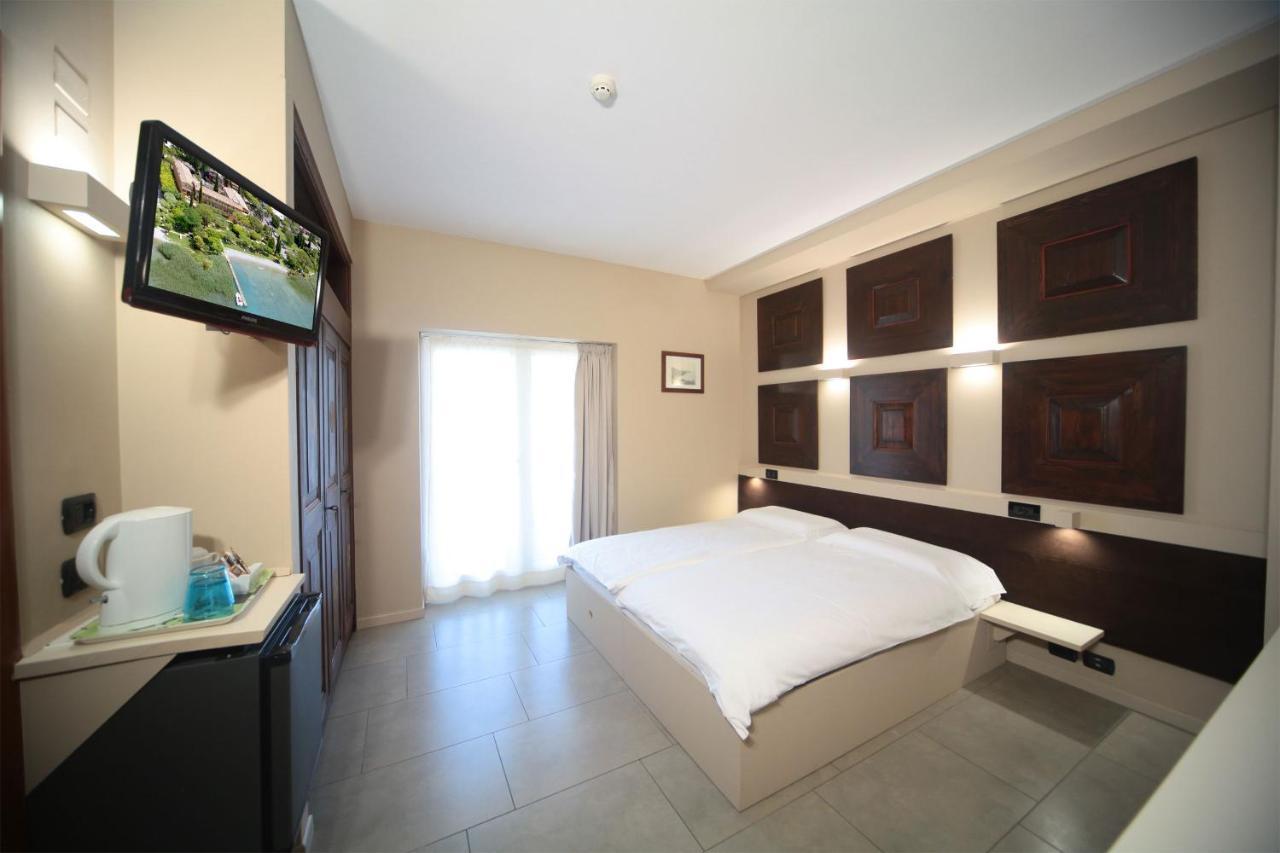 Hotel La Pauel Sirmione Ngoại thất bức ảnh