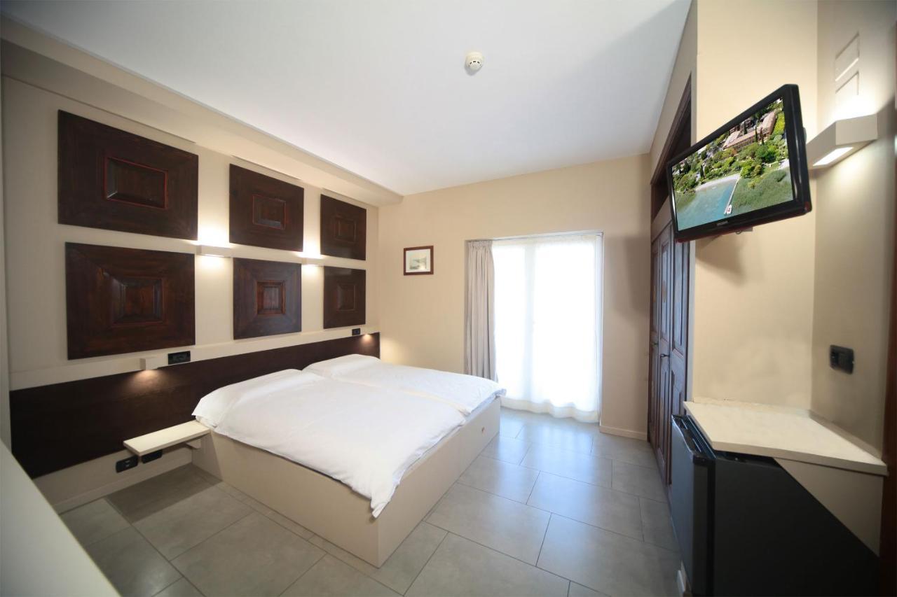 Hotel La Pauel Sirmione Ngoại thất bức ảnh