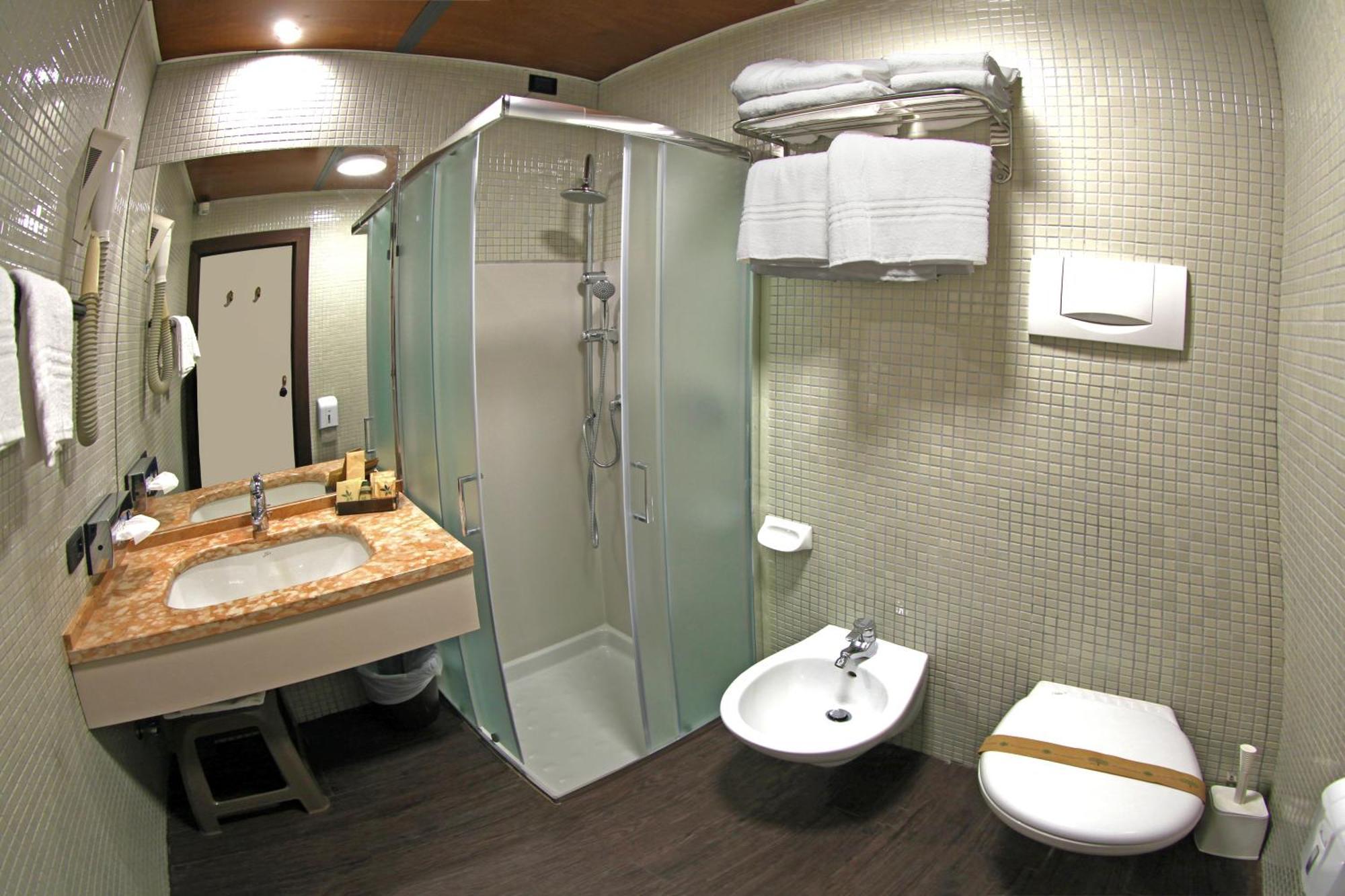 Hotel La Pauel Sirmione Ngoại thất bức ảnh