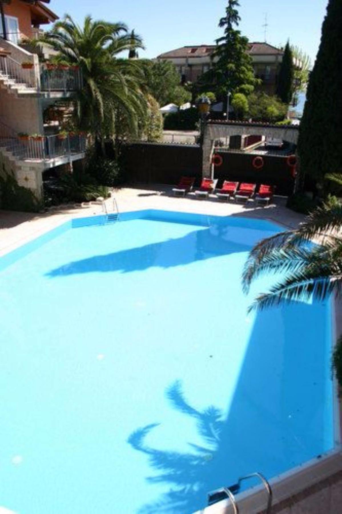 Hotel La Pauel Sirmione Ngoại thất bức ảnh